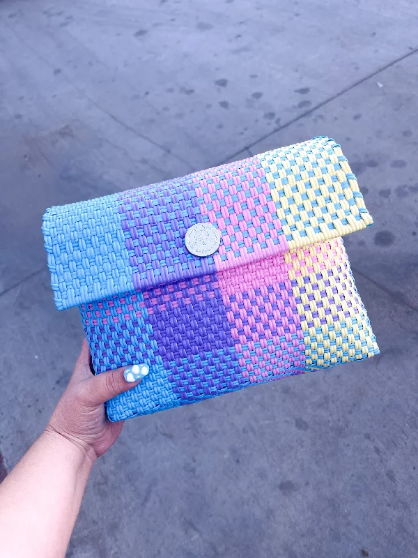 SLIM CLUTCH – Pastel | El Cholo's Kid