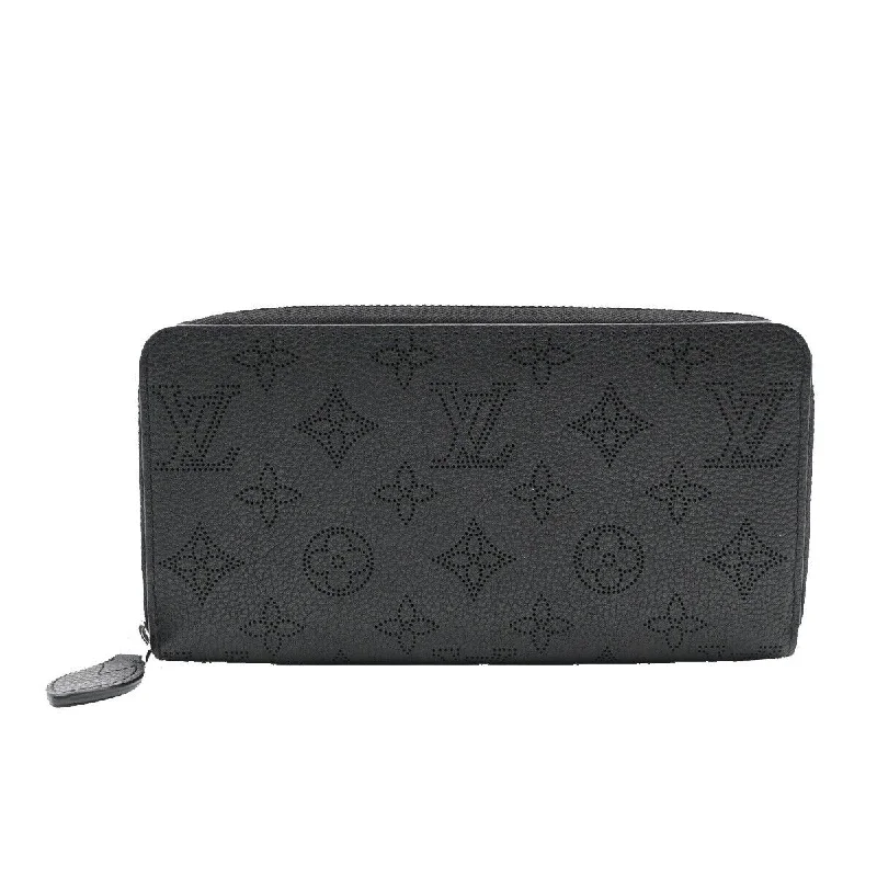 Louis Vuitton Zippy Wallet  Canvas Wallet  (Pre-Owned)